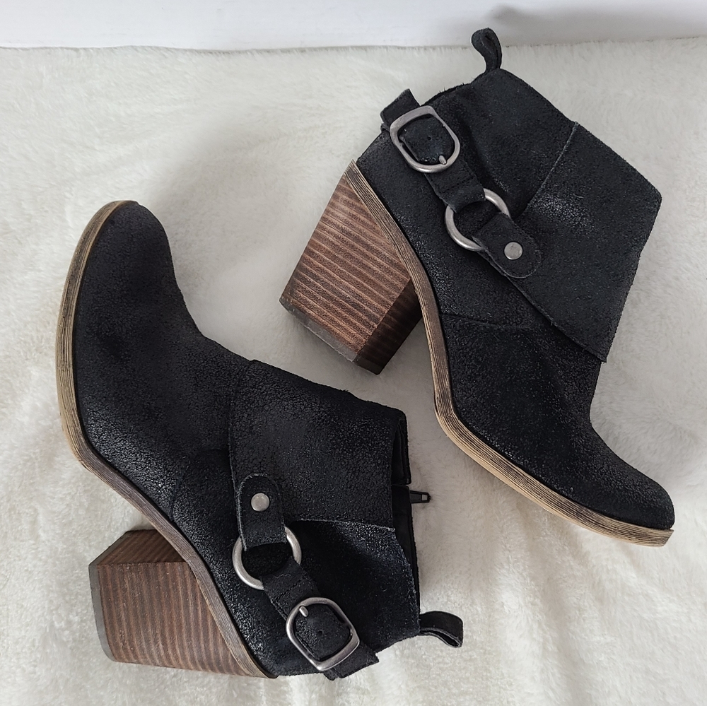 Lucky Brand oppus black leather heel booties sz 8.5